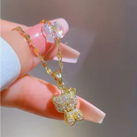 18K Gold 3D Hello Kitty Pave Diamond Inlay Pendant Necklace Sanrio Kawaii Anime - Picture 6 of 9